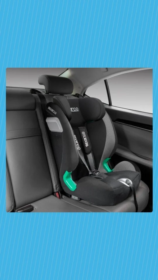 Travel in comfort and safety with our i-Size Child Seat (76-150cm). 🚗✨ Featuring a height-adjustable headrest with one-hand adjustment, strong impact protection with HDPE materials, and a reclining system for optimal comfort. Enjoy a wide backrest for a spacious, secure ride.

#childseat #carseat #isize #safetyfirst #sparcokids